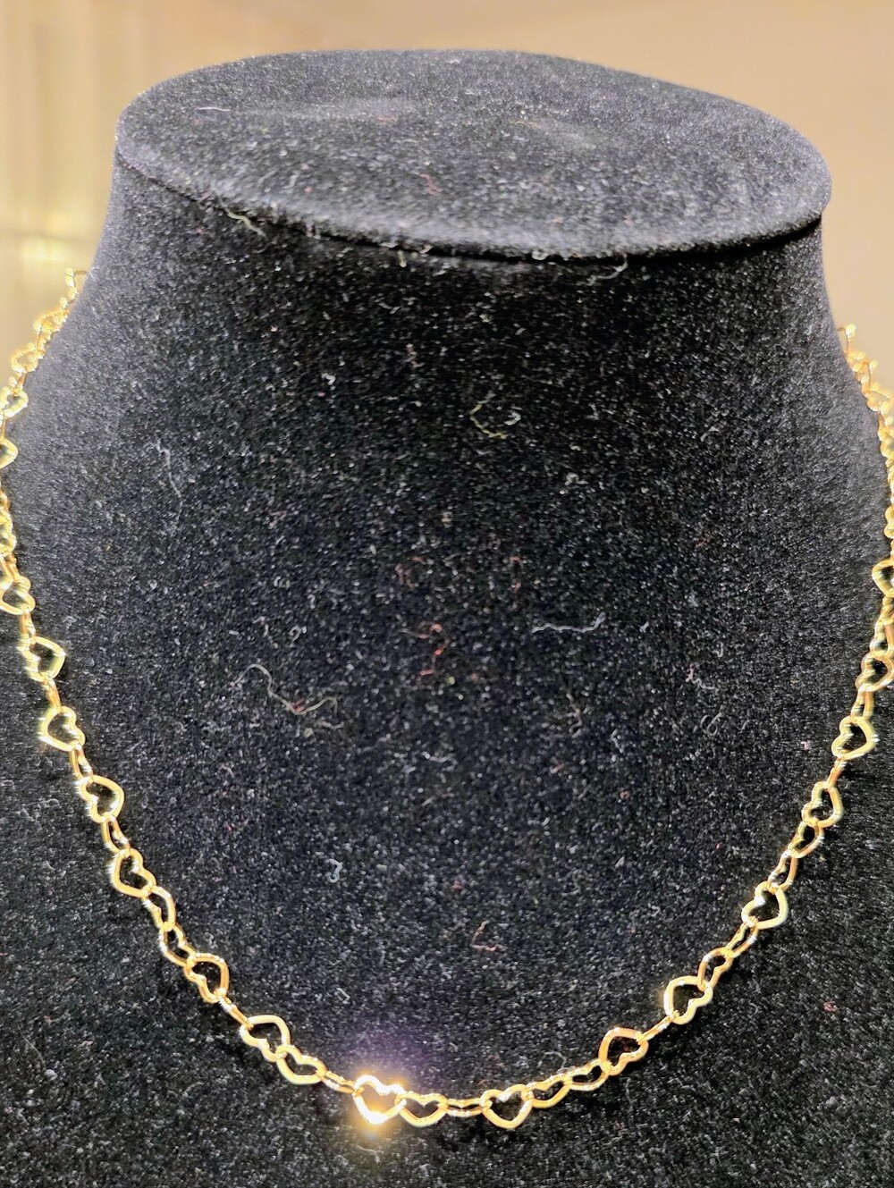 🎶💕18K Real Gold Link Heart Chain Necklace💕🎶 - Picture 2 of 4